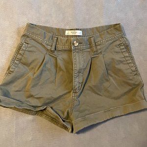 High Rise Green Cargo Shorts